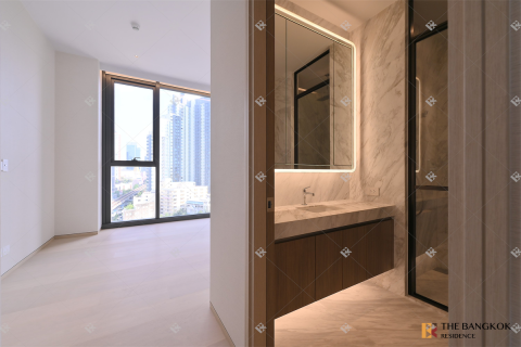 Condominio de 4 dormitorios en Bangkok, Tailandia № 186797 - foto 8