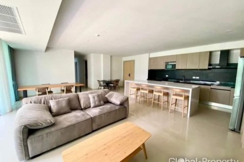 Condo à Pattaya, Thaïlande, 4 chambres № 113626 - photo 5