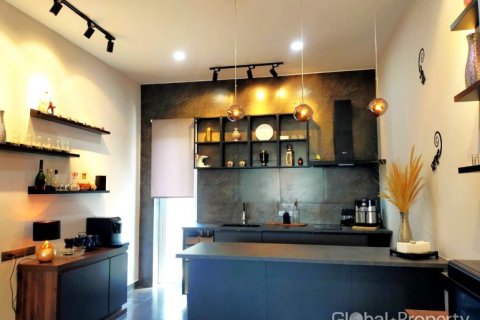 Casa de 3 dormitorios en Pattaya, Tailandia № 113622 - foto 11