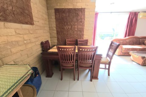 Apartamento de 1 dormitorio en Pattaya, Tailandia № 203928 - foto 13