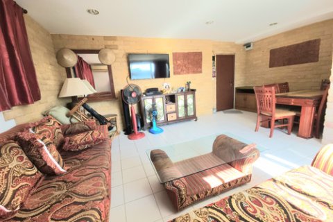 Apartamento de 1 dormitorio en Pattaya, Tailandia № 203928 - foto 8