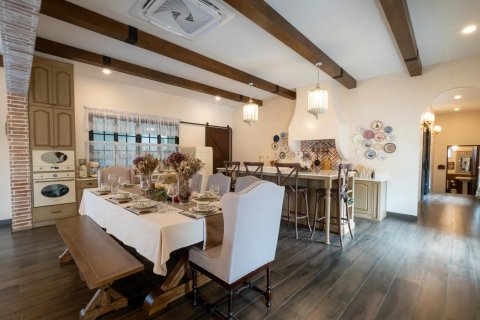 Chalet de 3 dormitorios en Chiang Mai, Tailandia № 155366 - foto 14
