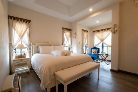 Chalet de 3 dormitorios en Chiang Mai, Tailandia № 155366 - foto 22