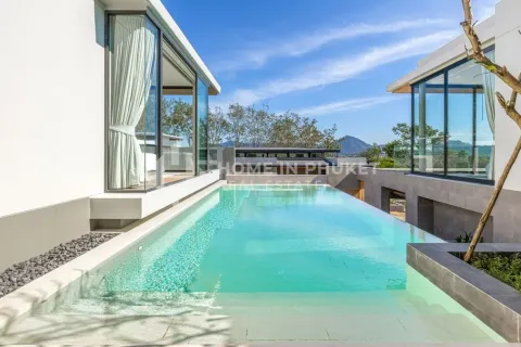 Casa de 4 dormitorios en Phuket, Tailandia № 144537 - foto 4