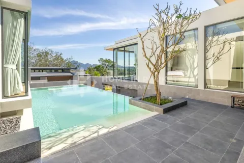 Casa de 4 dormitorios en Phuket, Tailandia № 144537 - foto 3