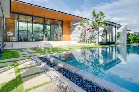 Casa de 3 dormitorios en Phuket, Tailandia № 144534