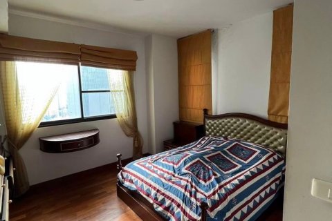 Condominio de 2 dormitorios en Watthana, Bangkok, Tailandia № 47594 - foto 3