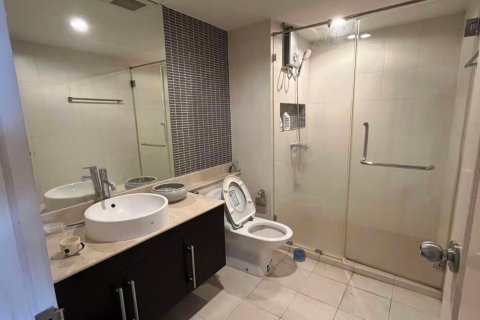 Condominio de 2 dormitorios en Watthana, Bangkok, Tailandia № 47596 - foto 9