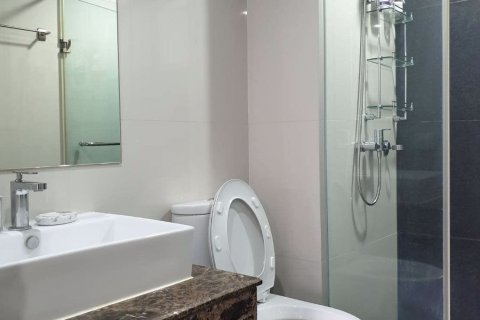Condo à Pathum Wan, Bangkok, Thaïlande, 3 chambres  № 47593 - photo 9