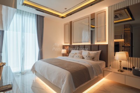 House in Bang Lamung, Thailand 6 bedrooms № 74223 - photo 18
