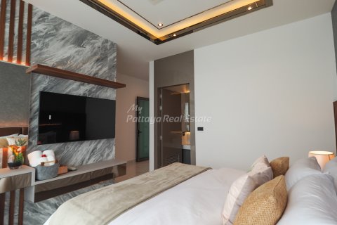 House in Bang Lamung, Thailand 6 bedrooms № 74223 - photo 21