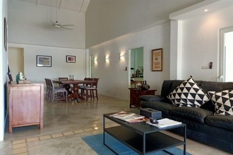 Chalet de 4 dormitorios en Phuket, Tailandia № 156396 - foto 7