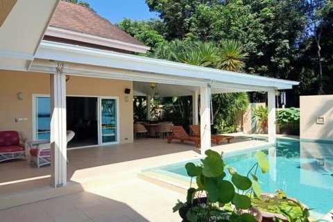 Chalet de 4 dormitorios en Phuket, Tailandia № 156396 - foto 19