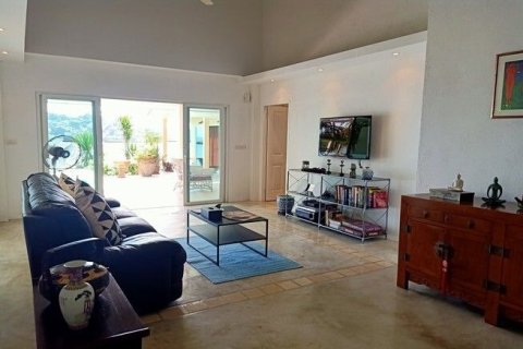 Chalet de 4 dormitorios en Phuket, Tailandia № 156396 - foto 6