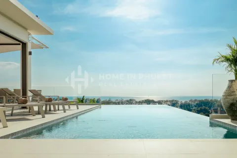 Casa de 4 dormitorios en Phuket, Tailandia № 233824