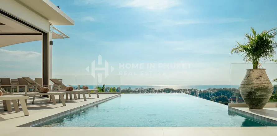 House in Phuket, Thailand 4 bedrooms № 233824