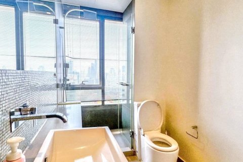 Condo in Bangkok, Thailand, 2 bedrooms  № 119296 - photo 8