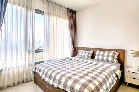 Condo in Bangkok, Thailand, 2 bedrooms  № 119296 - photo 6