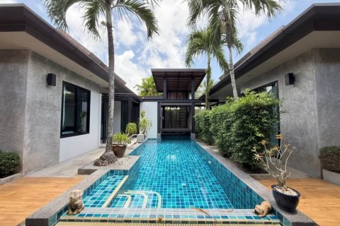 Villa in Phuket, Thailand 4 Schlafzimmer № 144524