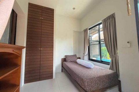 Chalet de 4 dormitorios en Phuket, Tailandia № 144524 - foto 9