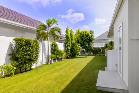 Chalet de 3 dormitorios en Hua Hin, Tailandia № 144521 - foto 4