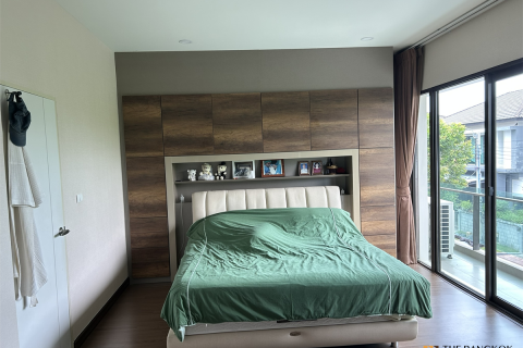 Haus in Bangkok, Thailand 4 Schlafzimmer № 189286 - Foto 10
