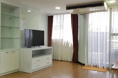 Condominio de 2 dormitorios en Ratchathewi, Bangkok, Tailandia № 200707 - foto 14