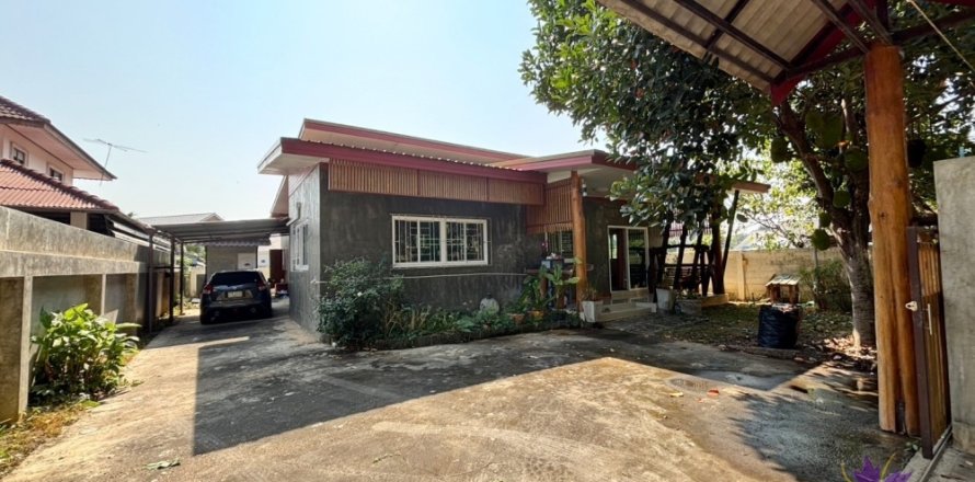 Casa de 4 dormitorios en Mae Rim, Tailandia № 205583