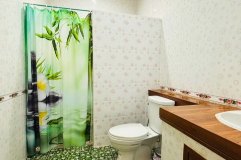 Casa de 4 dormitorios en Mae Rim, Tailandia № 205583 - foto 12