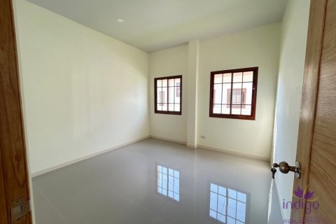 Casa de 3 dormitorios en Chiang Mai, Tailandia № 205585 - foto 13