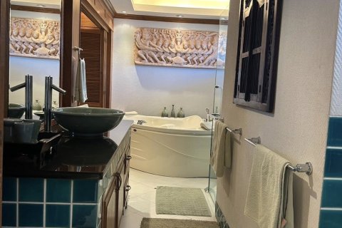 Condominio de 2 dormitorios en Pattaya, Tailandia № 153775 - foto 20