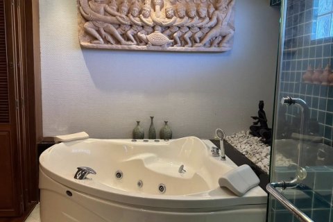 Condominio de 2 dormitorios en Pattaya, Tailandia № 153775 - foto 23