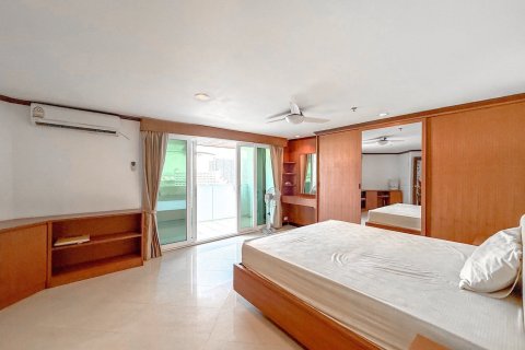 Condominio de 3 dormitorios en Pattaya, Tailandia № 153774 - foto 18