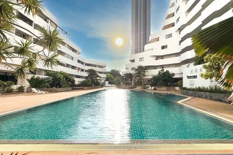 Condominio de 3 dormitorios en Pattaya, Tailandia № 153774