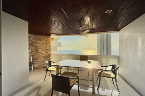 Condominio de 3 dormitorios en Pattaya, Tailandia № 153774 - foto 7