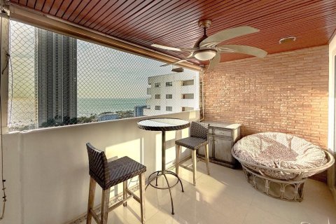 Condominio de 3 dormitorios en Pattaya, Tailandia № 153774 - foto 12
