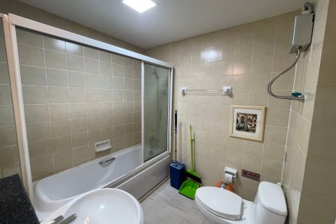 Кондоминиум с 2 спальнями в Клонг Тоэй, Бангкок, Таиланд № 47754 - фото 9