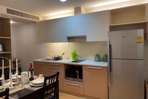 Condominio de 1 dormitorio en Phra Khanong, Bangkok, Tailandia № 47756 - foto 3
