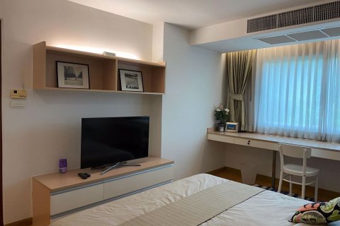 Condominio de 1 dormitorio en Phra Khanong, Bangkok, Tailandia № 47756 - foto 6