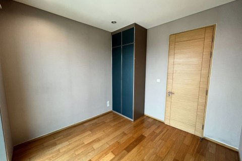 Condo à Yan Nawa, Bangkok, Thaïlande, 2 chambres  № 47752 - photo 12