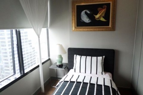 Condo in Bang Rak, Bangkok, Thailand, 2 bedrooms № 47757 - photo 10