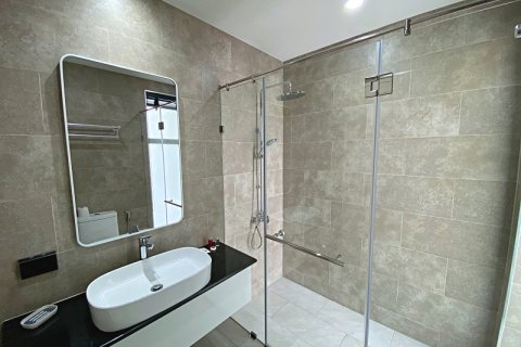 Chalet de 3 dormitorios en Hua Hin, Tailandia № 205674 - foto 27