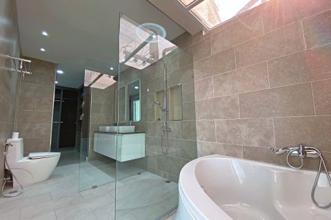 Chalet de 3 dormitorios en Hua Hin, Tailandia № 205674 - foto 22