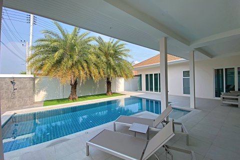Chalet de 3 dormitorios en Hua Hin, Tailandia № 205674 - foto 3