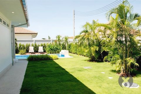 Chalet de 3 dormitorios en Hua Hin, Tailandia № 205676 - foto 4