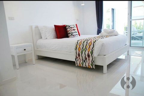 Chalet de 3 dormitorios en Hua Hin, Tailandia № 205676 - foto 11