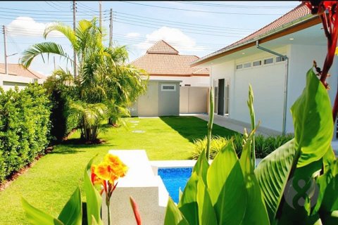 Chalet de 3 dormitorios en Hua Hin, Tailandia № 205676 - foto 6
