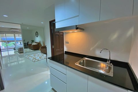 Condominio de 1 dormitorio en Hua Hin, Tailandia № 205677 - foto 2
