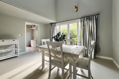 Casa de 3 dormitorios en Pattaya, Tailandia № 115328 - foto 6