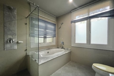 Casa de 3 dormitorios en Pattaya, Tailandia № 115328 - foto 13